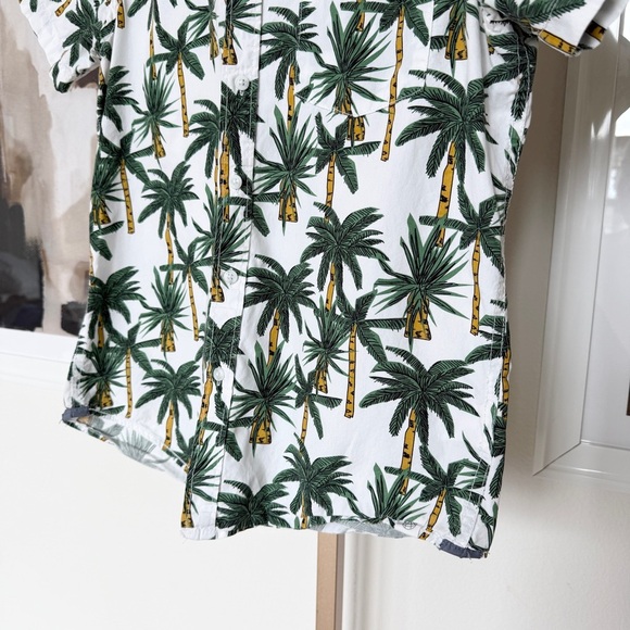 Free Planet Men's XS Tropical Palm Tree Graphic Button-Up Shirt Summer Cotton - Picture 3 of 10